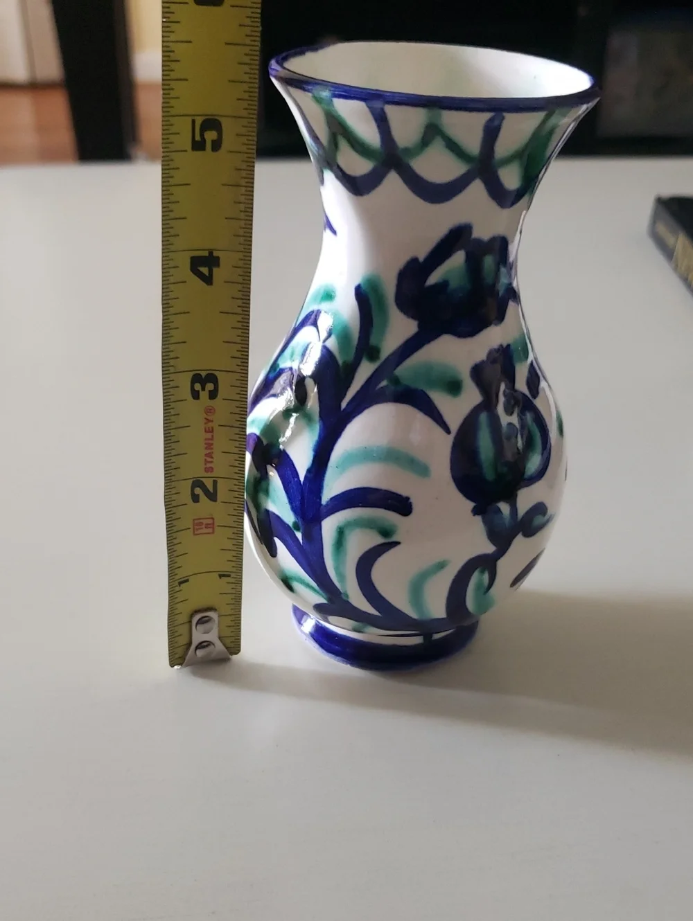 Vtg Hand-Painted Ceramic Vase - White W/ Blue & Green Floral Accents - 5.25